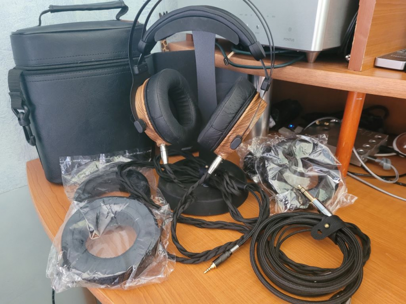 Kennerton Thekk 2 cables