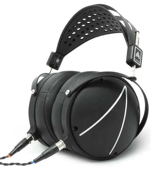 Audeze_LCD-2_Closed Back