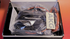 AKG_2B