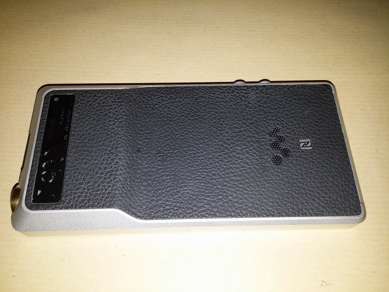 Sony ZX1-2 (3)